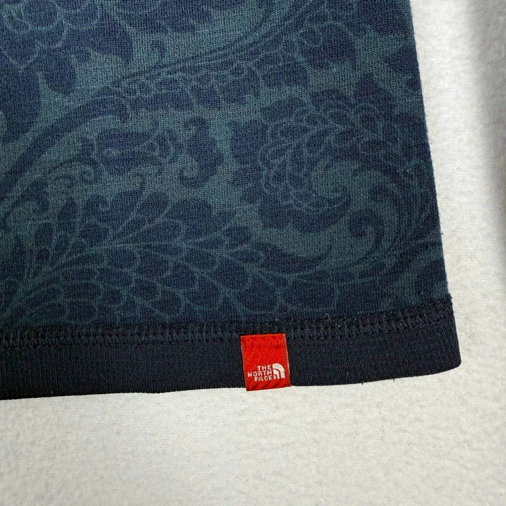The North Face Wool Blend Pullover Womens M Blue Floral‎ 1/4 Snap Lightweight - Picture 6 of 9